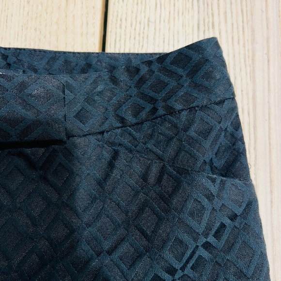 Elie Tahari trouser Pants Women 2 Black Diamond Pattern office geometric pleated - Picture 7 of 17